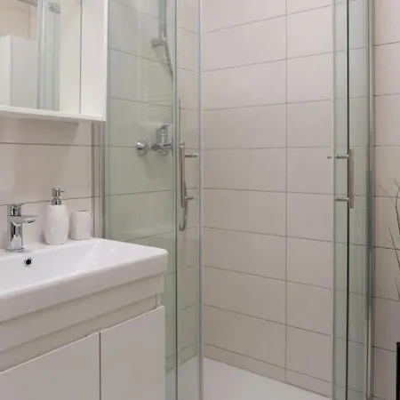 Apartament Alexandre *
